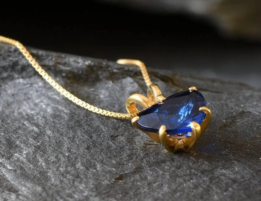 Blue Sapphire Pendant - Gold Heart Necklace, Gold Sapphire Pendant