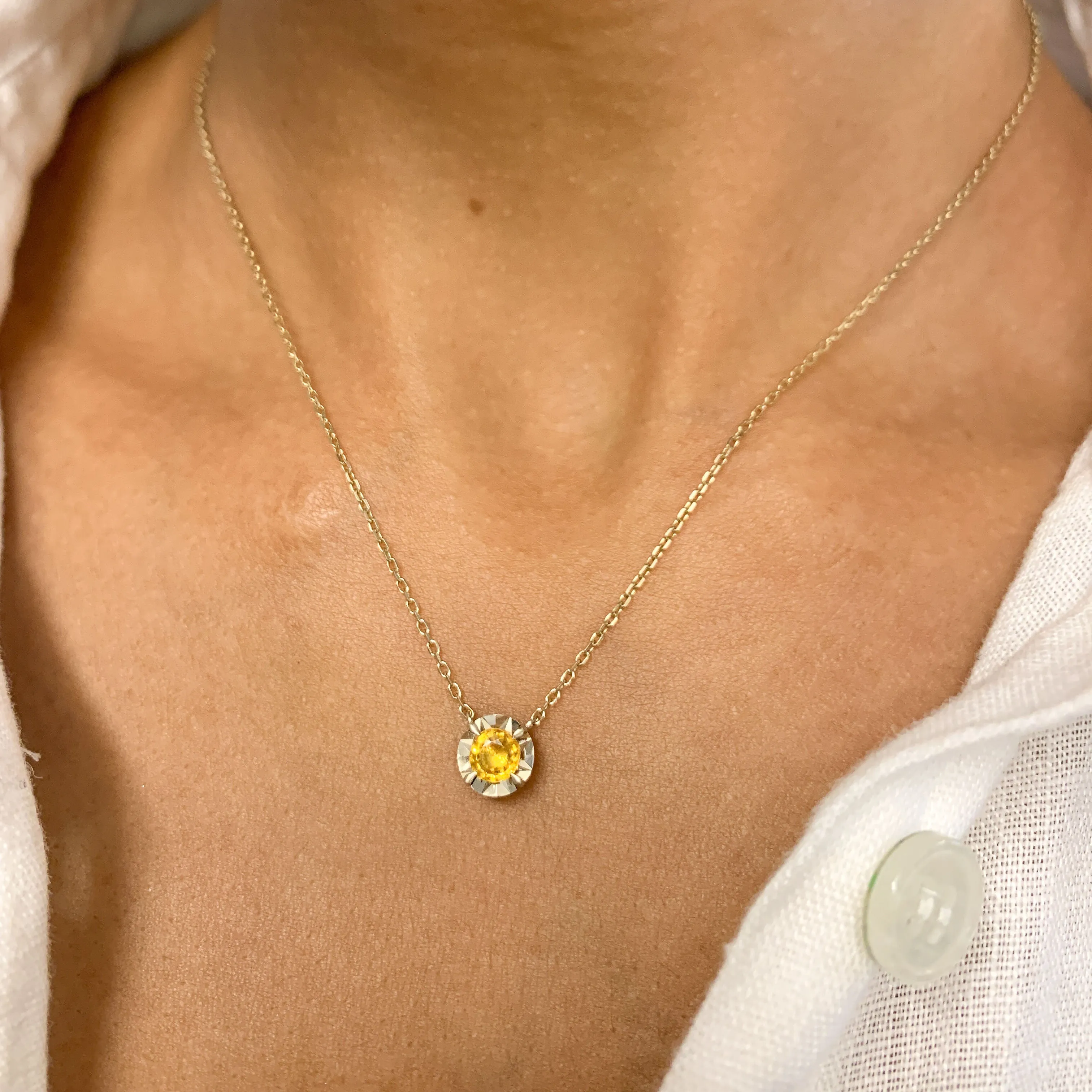 Certified Yellow Sapphire Necklace – Solid 18k Gold – Flower Sapphire Necklace
