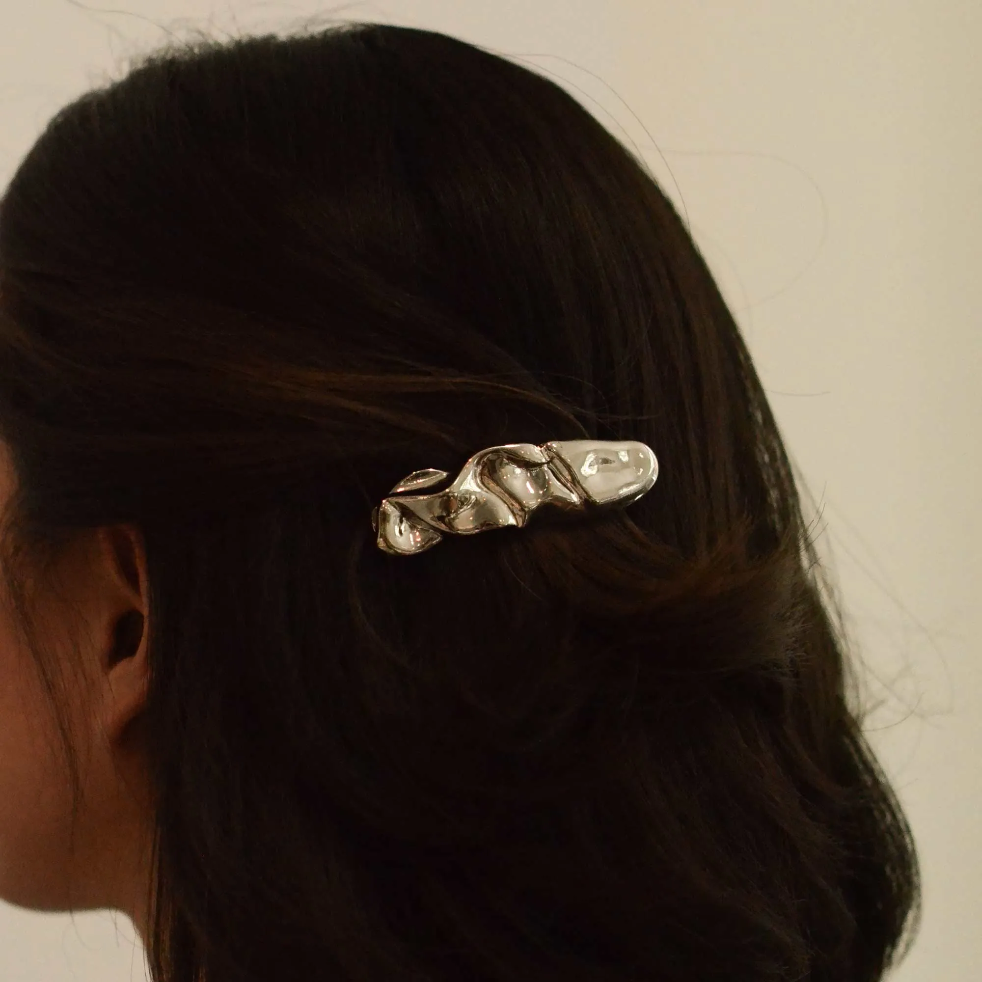 nar'sha - Textured Metal Barrette Hair Clip | Silver
