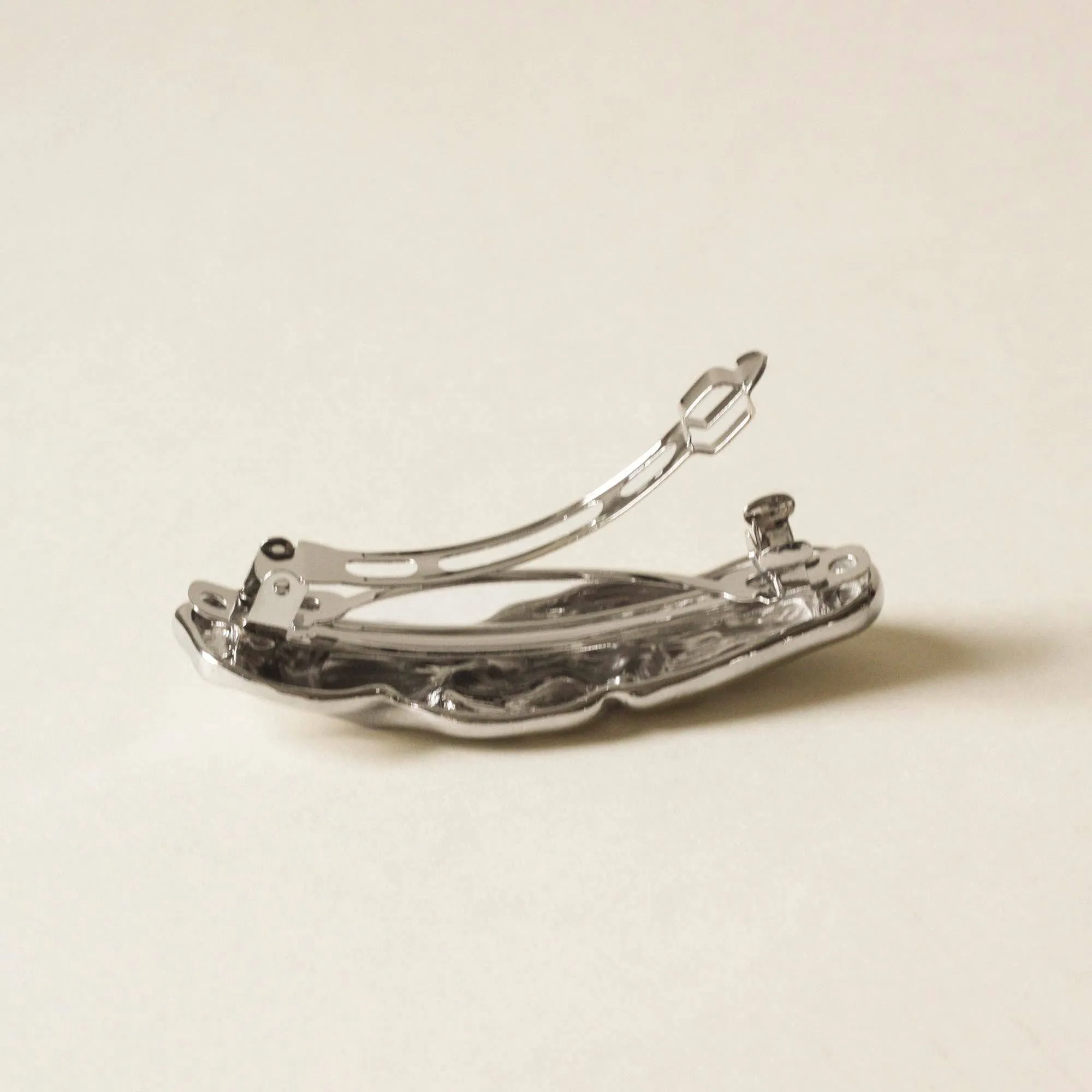 nar'sha - Textured Metal Barrette Hair Clip | Silver