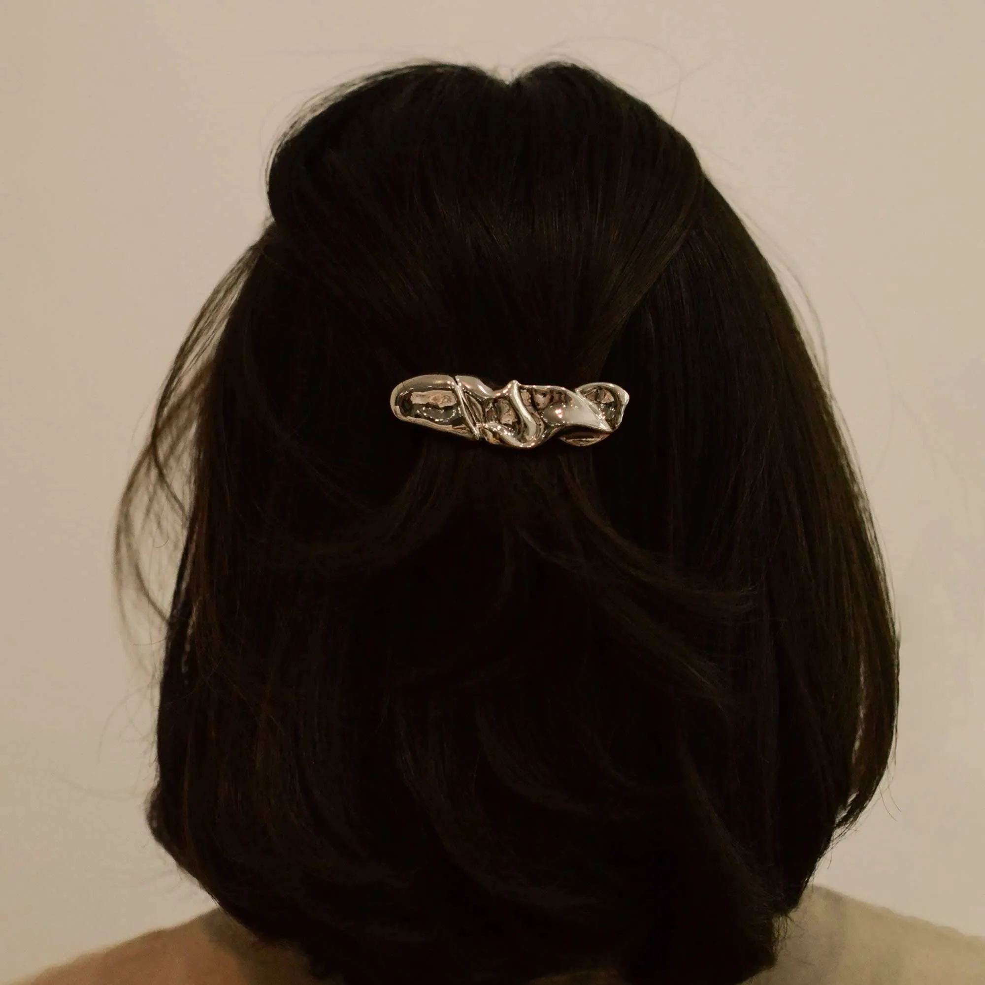 nar'sha - Textured Metal Barrette Hair Clip | Silver