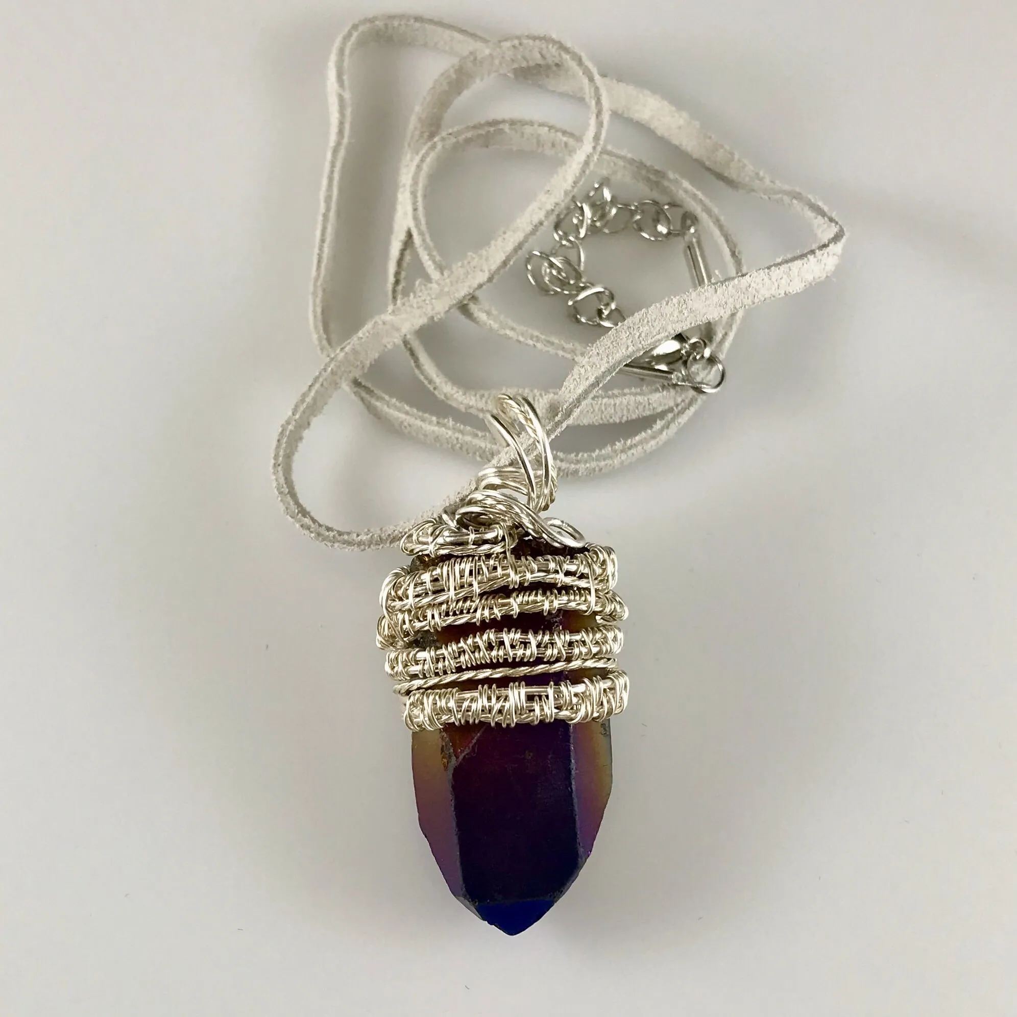 Rainbow Quartz Pendy