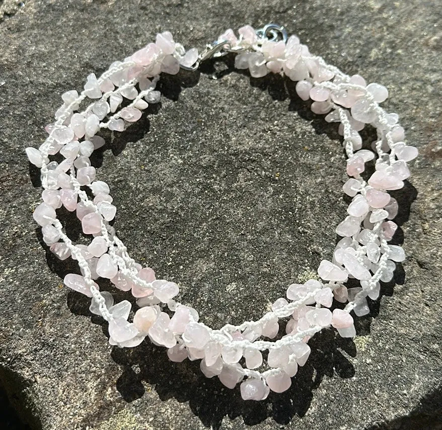 Rose quartz chip necklace